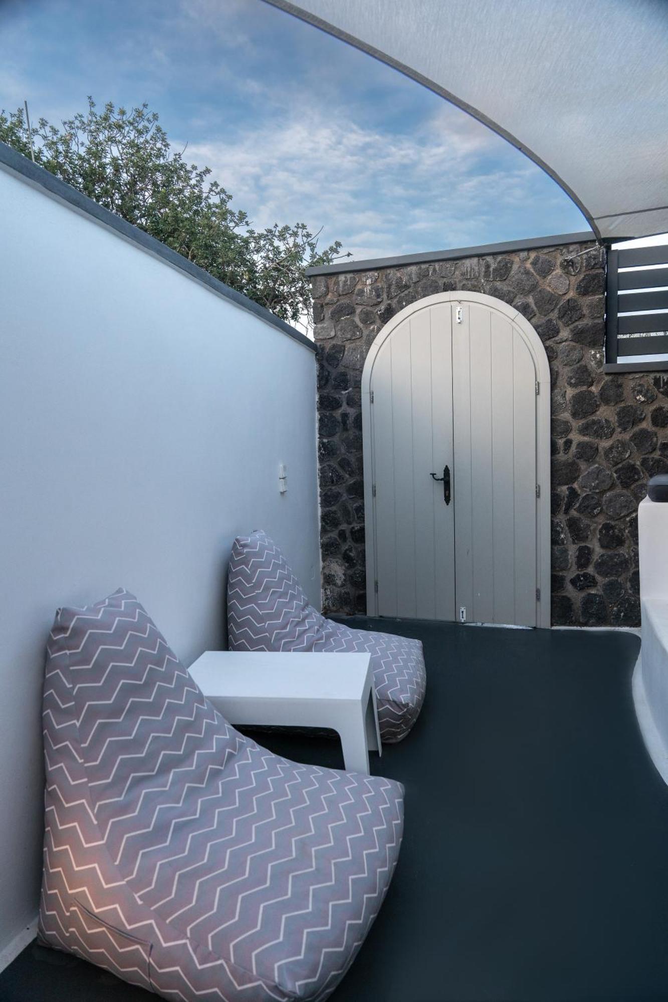 Sun Naam Home Santorini With Heated Jacuzzi Karterádos Eksteriør bilde